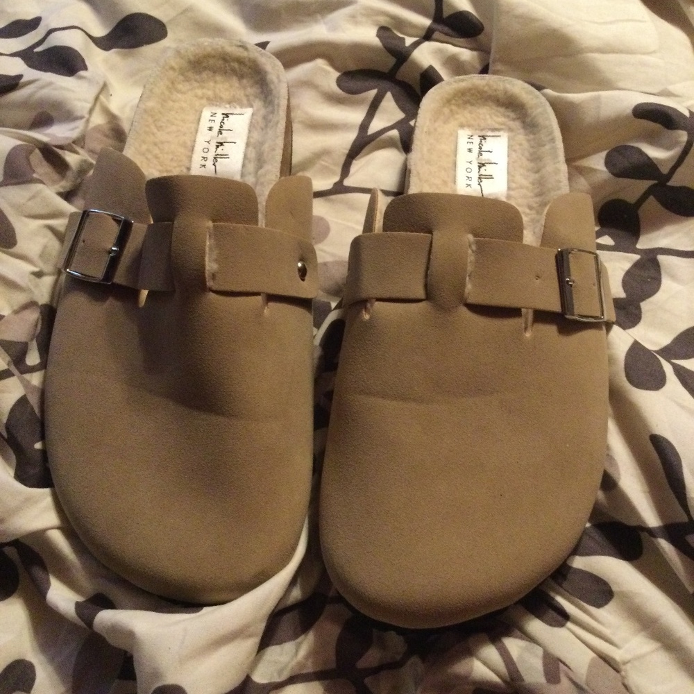 Nicole Miller clog faux fur slip in